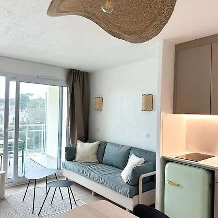 Dans Résidence De Standing